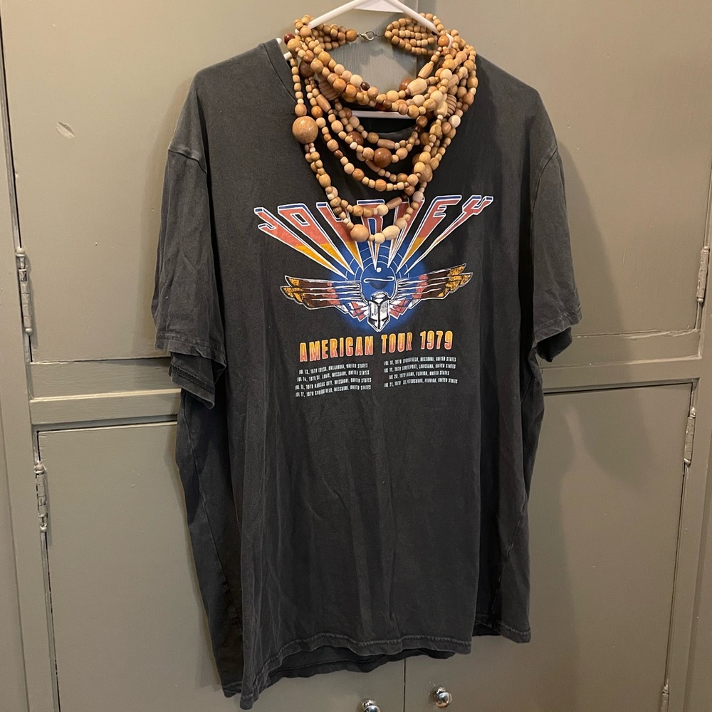 Journey Graphic T-Shirt